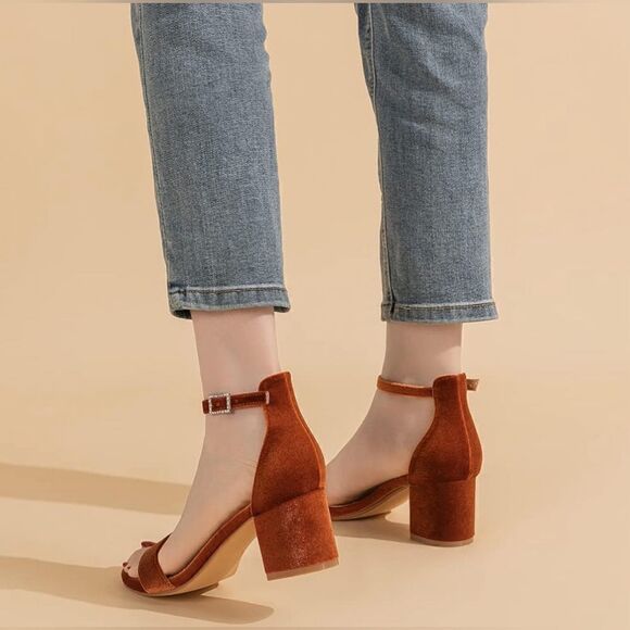 NIB Amoji Brown Velvet Sandals - Picture 7 of 7